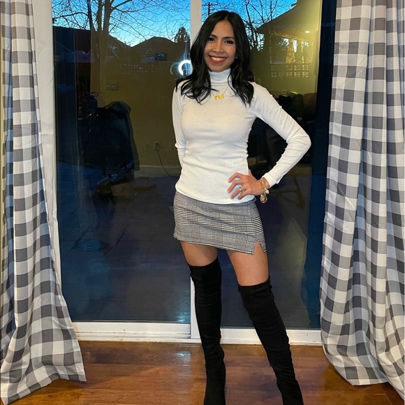 Meet your Posher, Frances - Picture 2 of 3